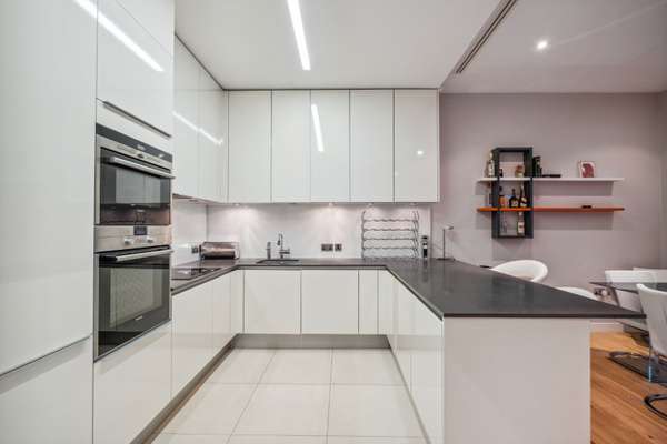 Flat Portman Close in City of Westminster