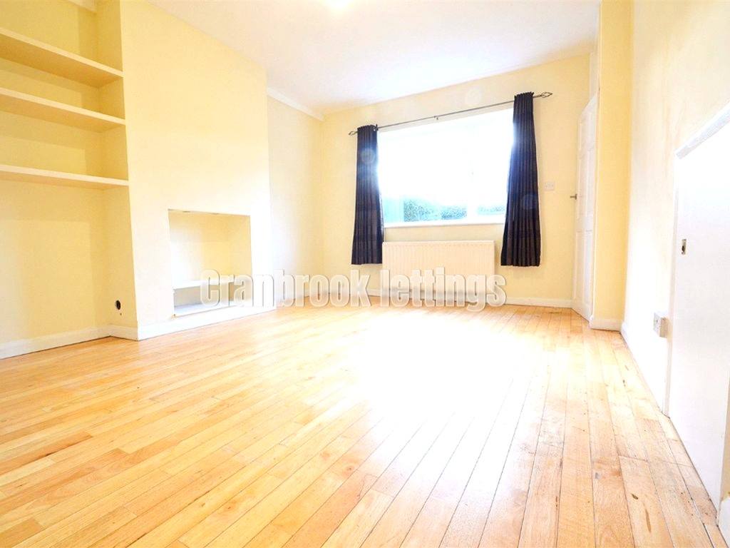 House Alwold Crescent in Greater London
