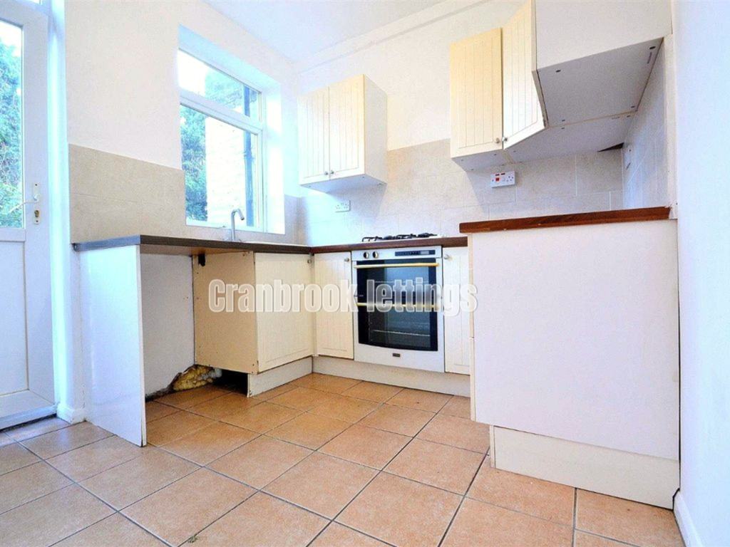House Alwold Crescent in Greater London