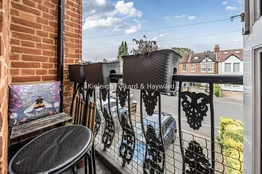 Flat Fernlea Road in Greater London