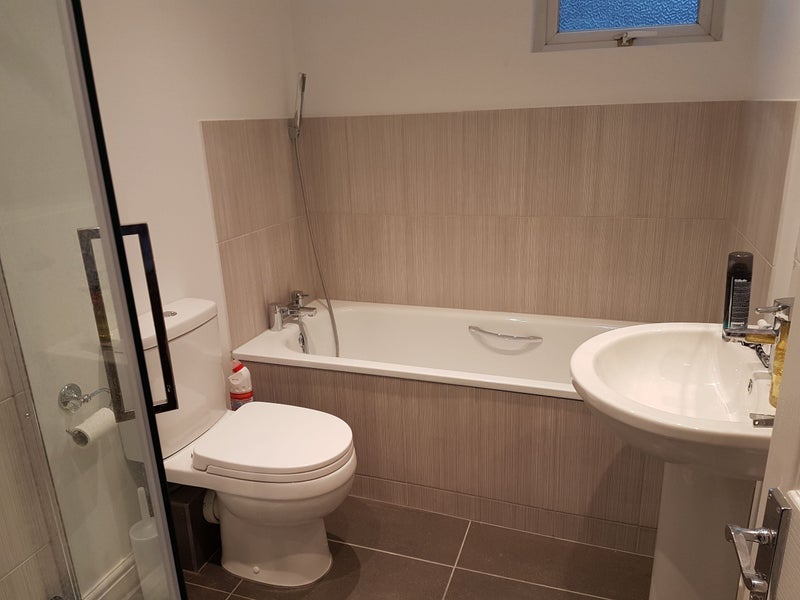 Room Carlton Park Avenue in Greater London