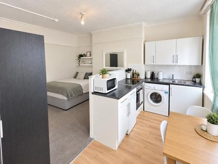 Flat St Michael's Place in Brighton
