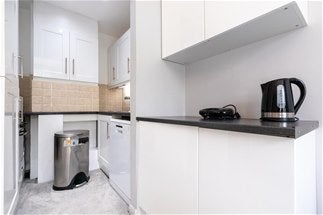 Flat Park Lane in City of Westminster