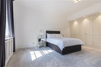 Flat Park Lane in City of Westminster