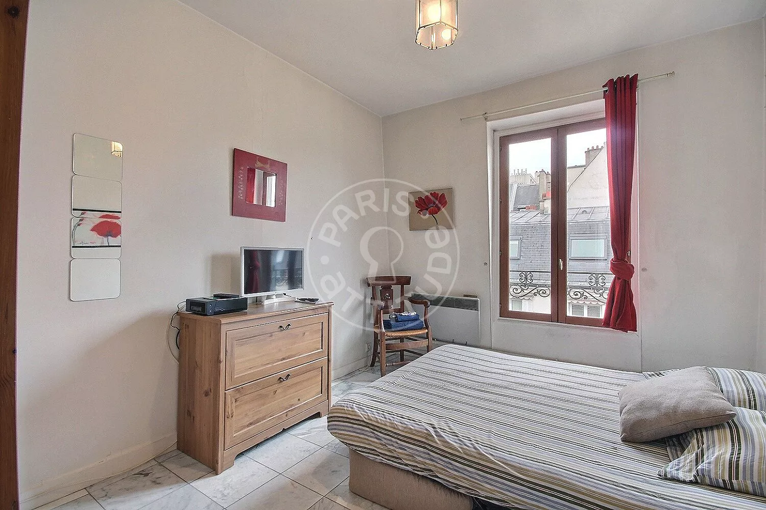 Flat Boulevard Gouvion-Saint-Cyr in Paris