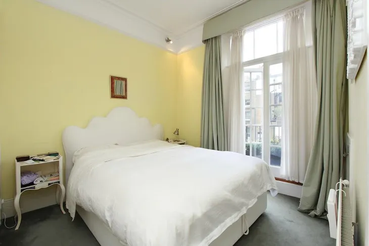 Flat Southwell Gardens in Greater London