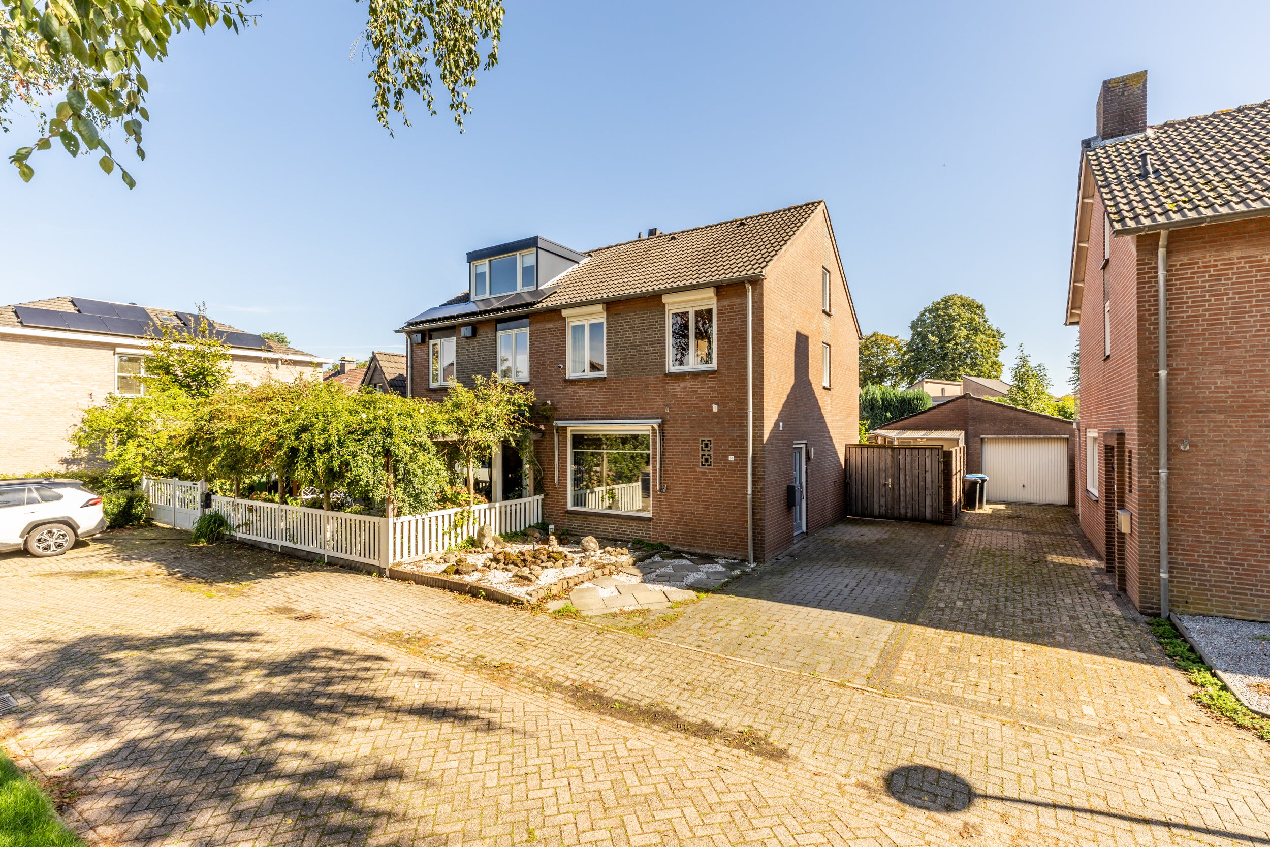 Twee-onder-één-kap te koop: Gildehof 14, Helvoirt