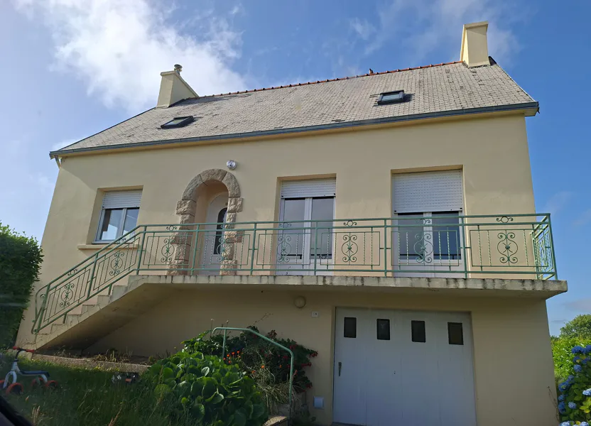 Maison Rue de l'École à Plonévez-du-Faou