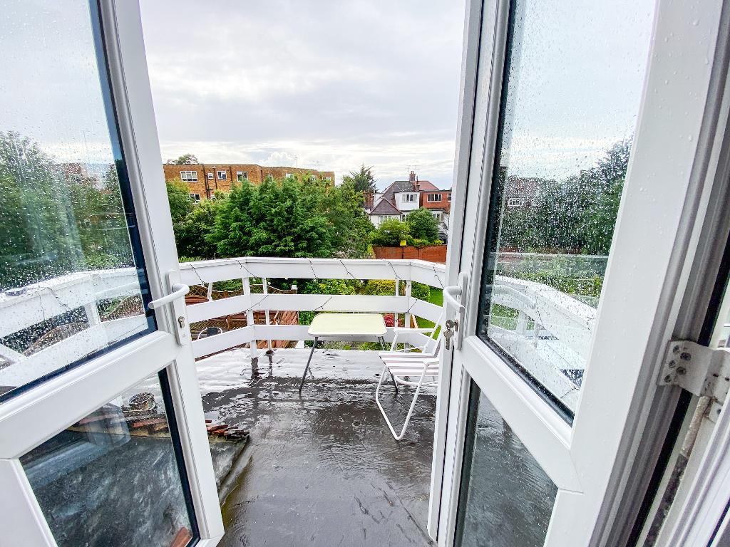 Flat West Heath Drive in Greater London