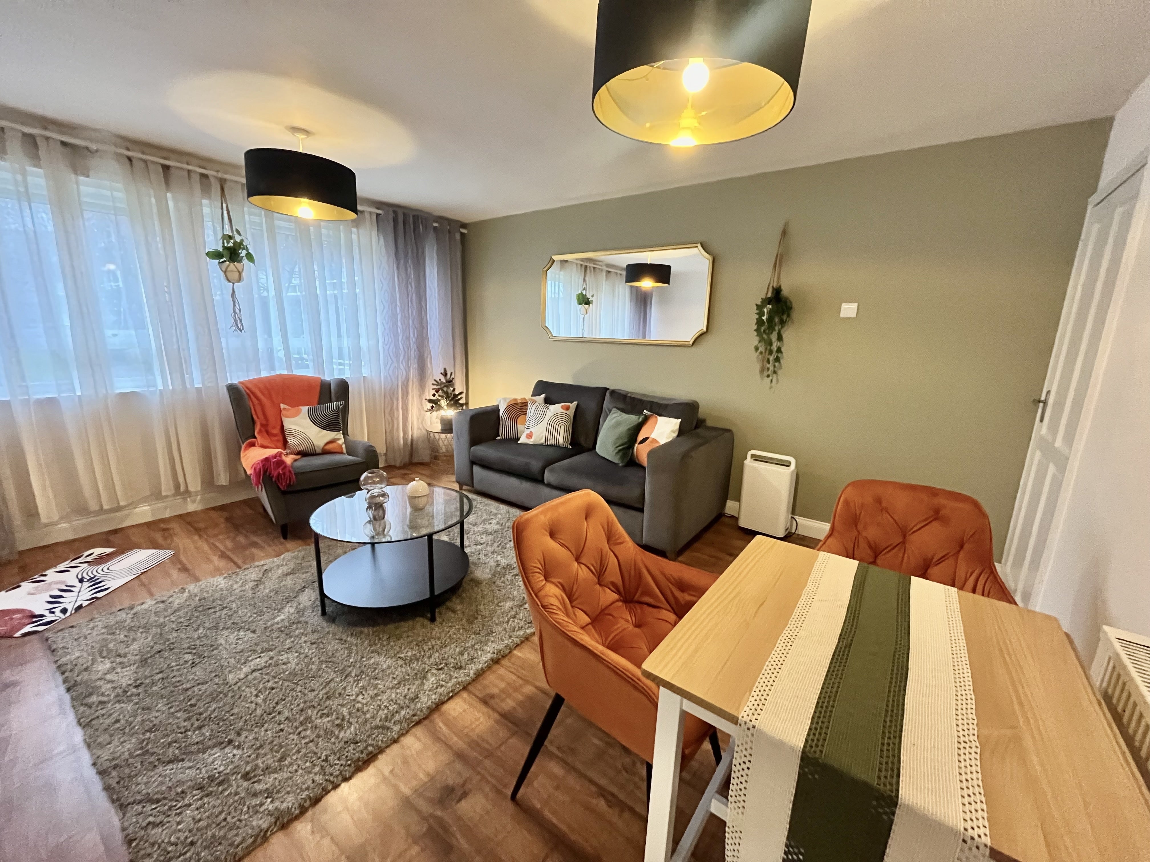 Flat Mapperley Road in Nottingham