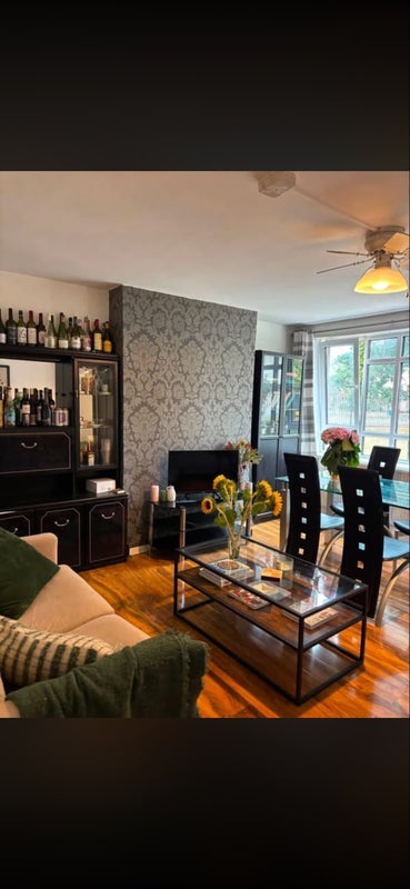 Room Belthorn Crescent in Greater London