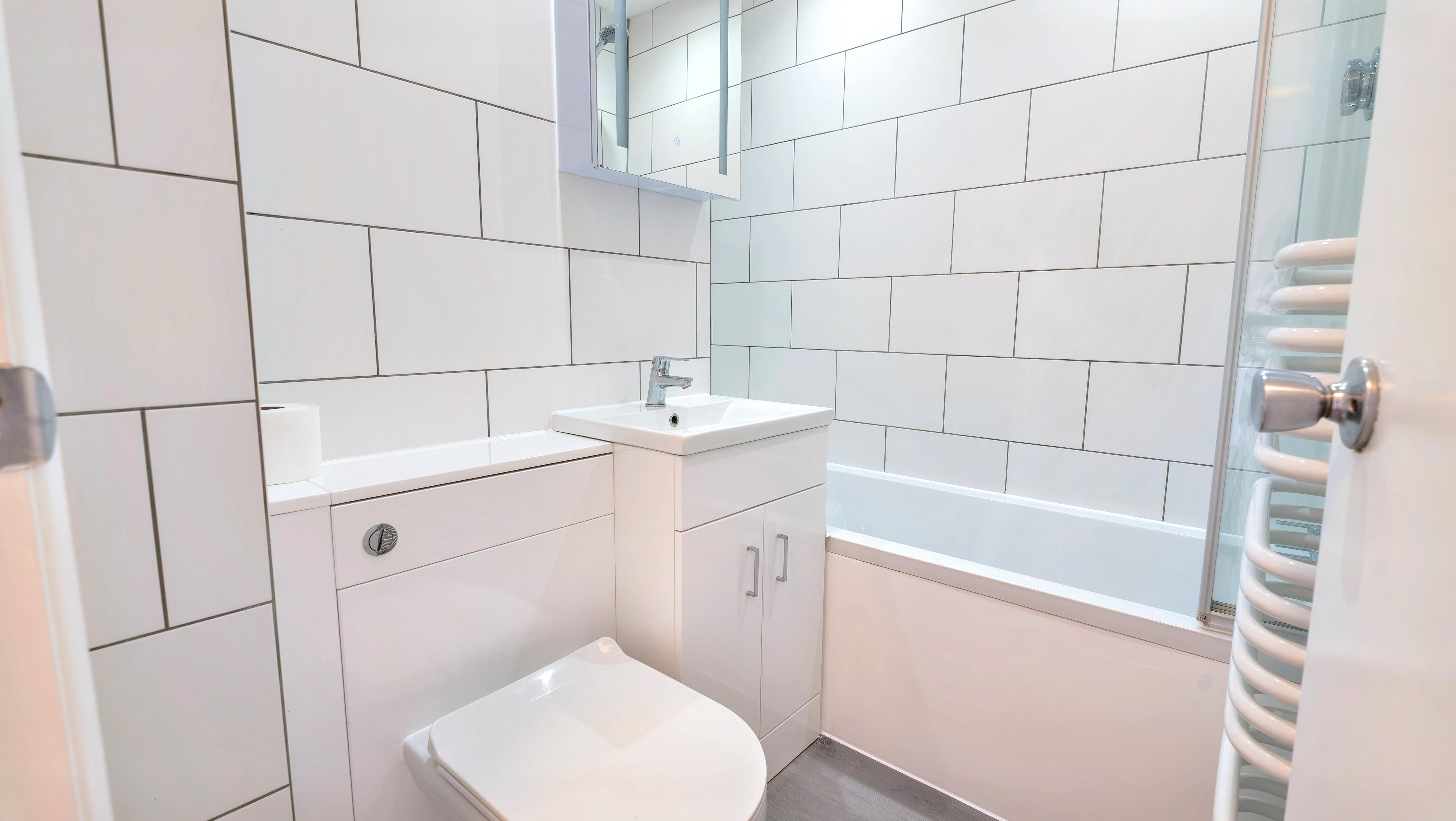 House Mongers Piece in Basingstoke and Deane