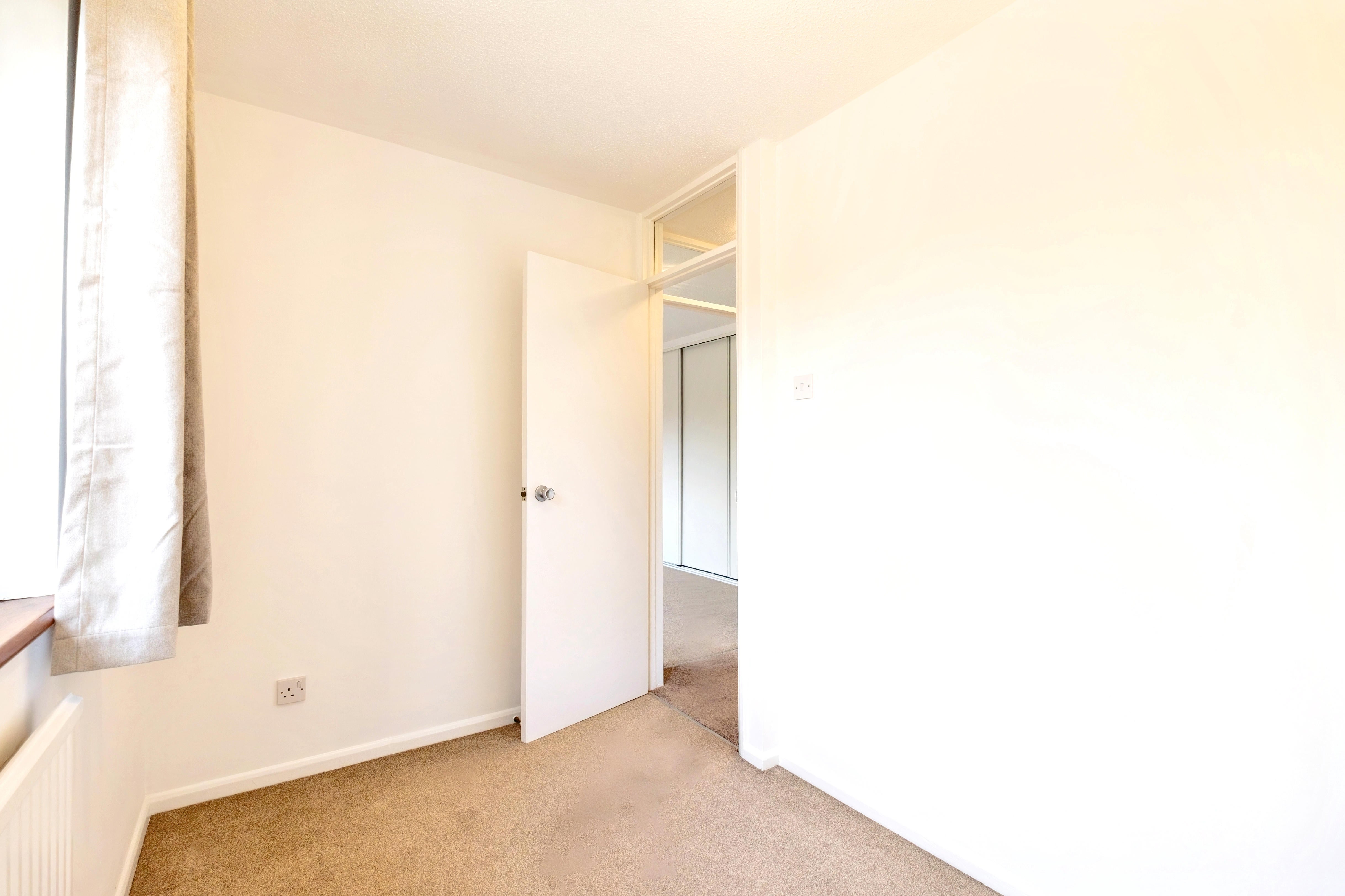 House Mongers Piece in Basingstoke and Deane