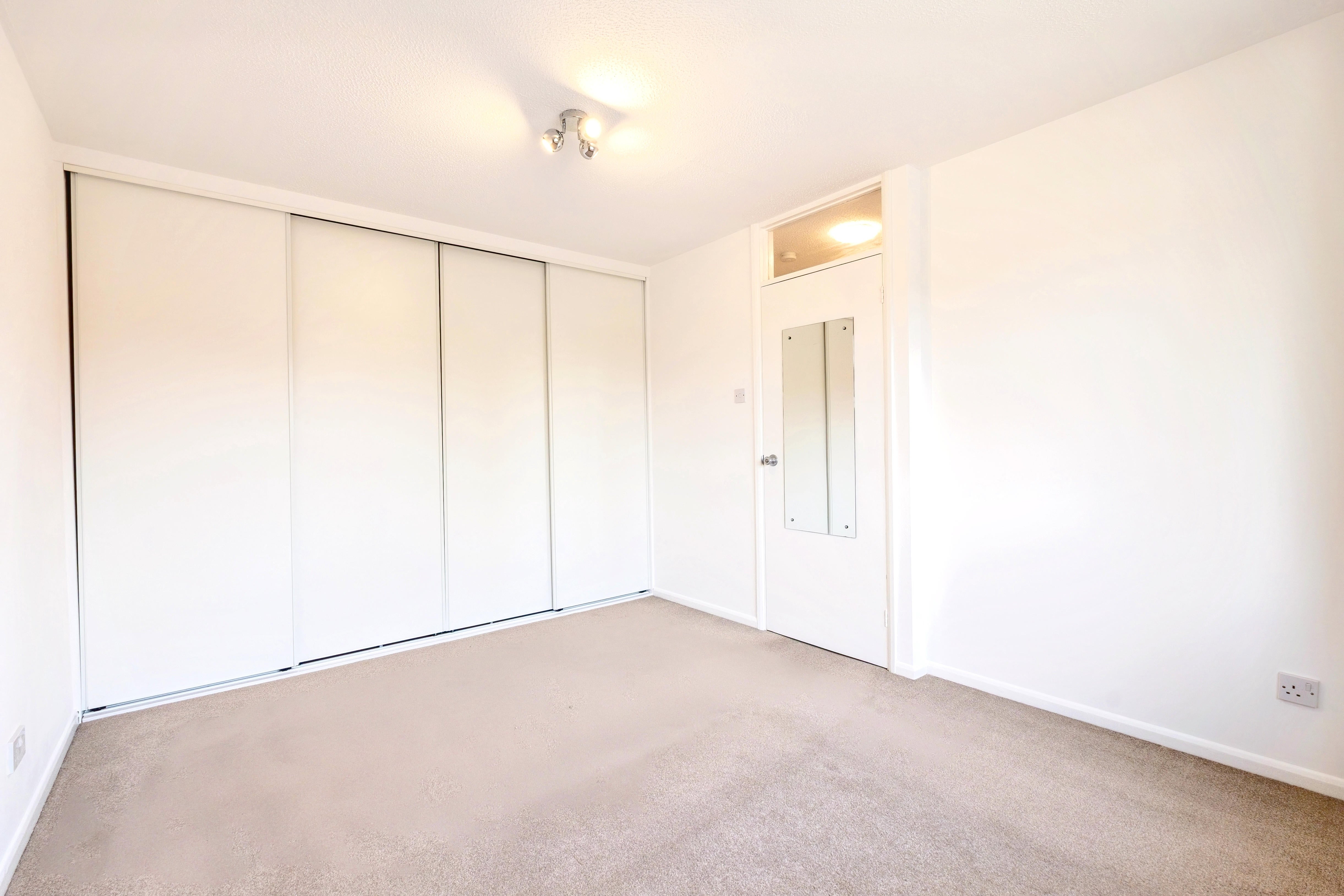 House Mongers Piece in Basingstoke and Deane