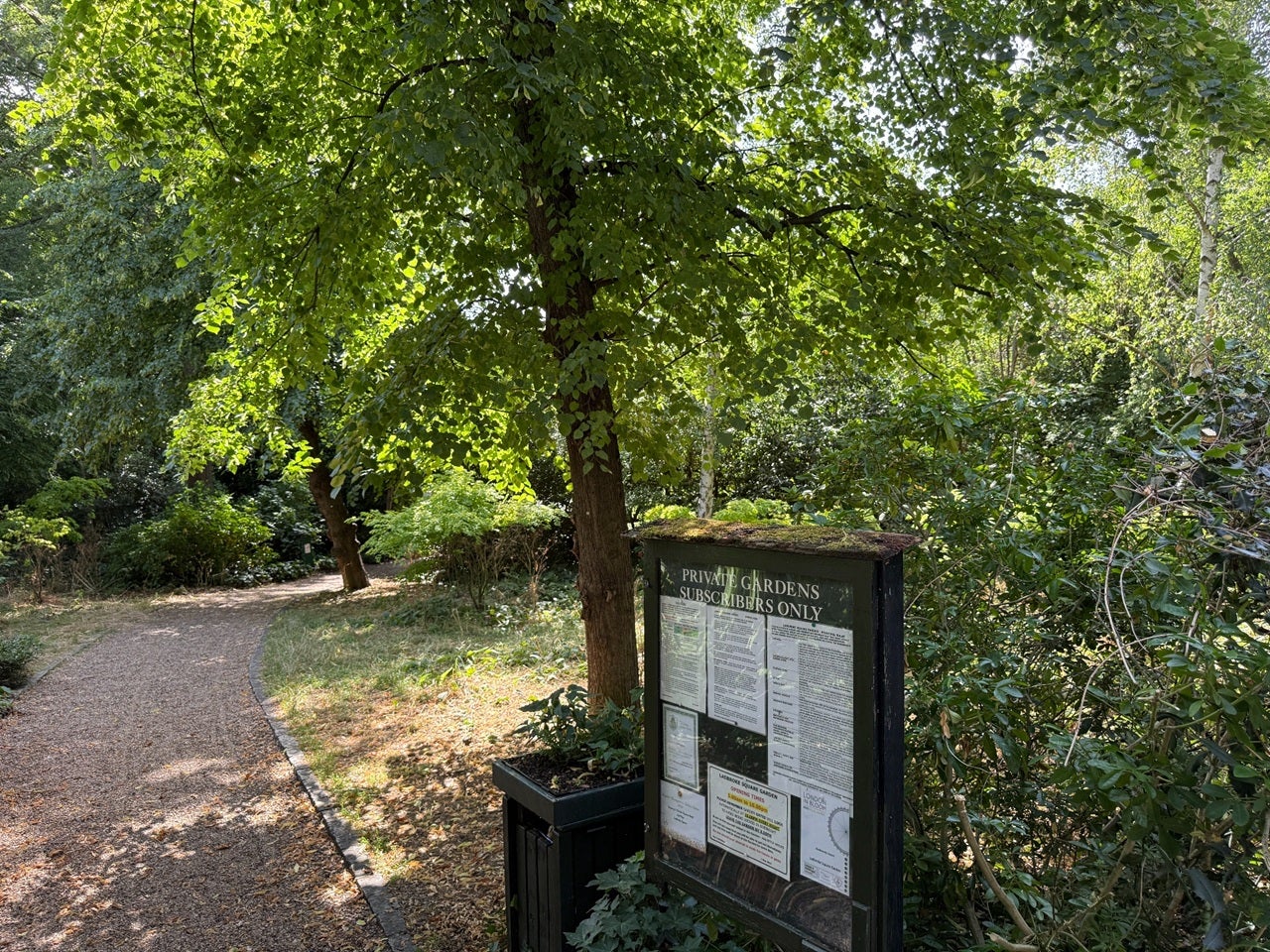 Flat Kensington Park Road in Greater London