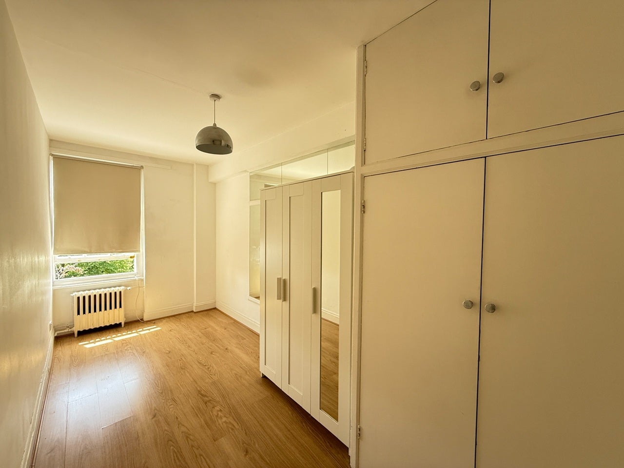Flat Kensington Park Road in Greater London