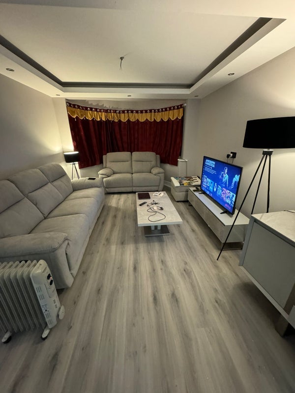 Room Drake Road in Greater London