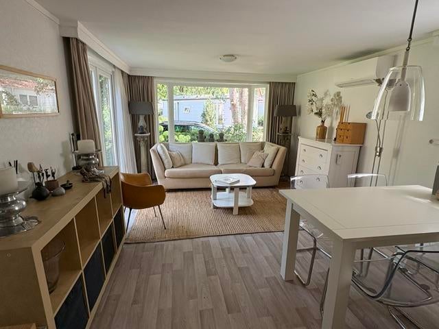 Woning te koop: Burgemeester Van der Borchlaan, Bilthoven