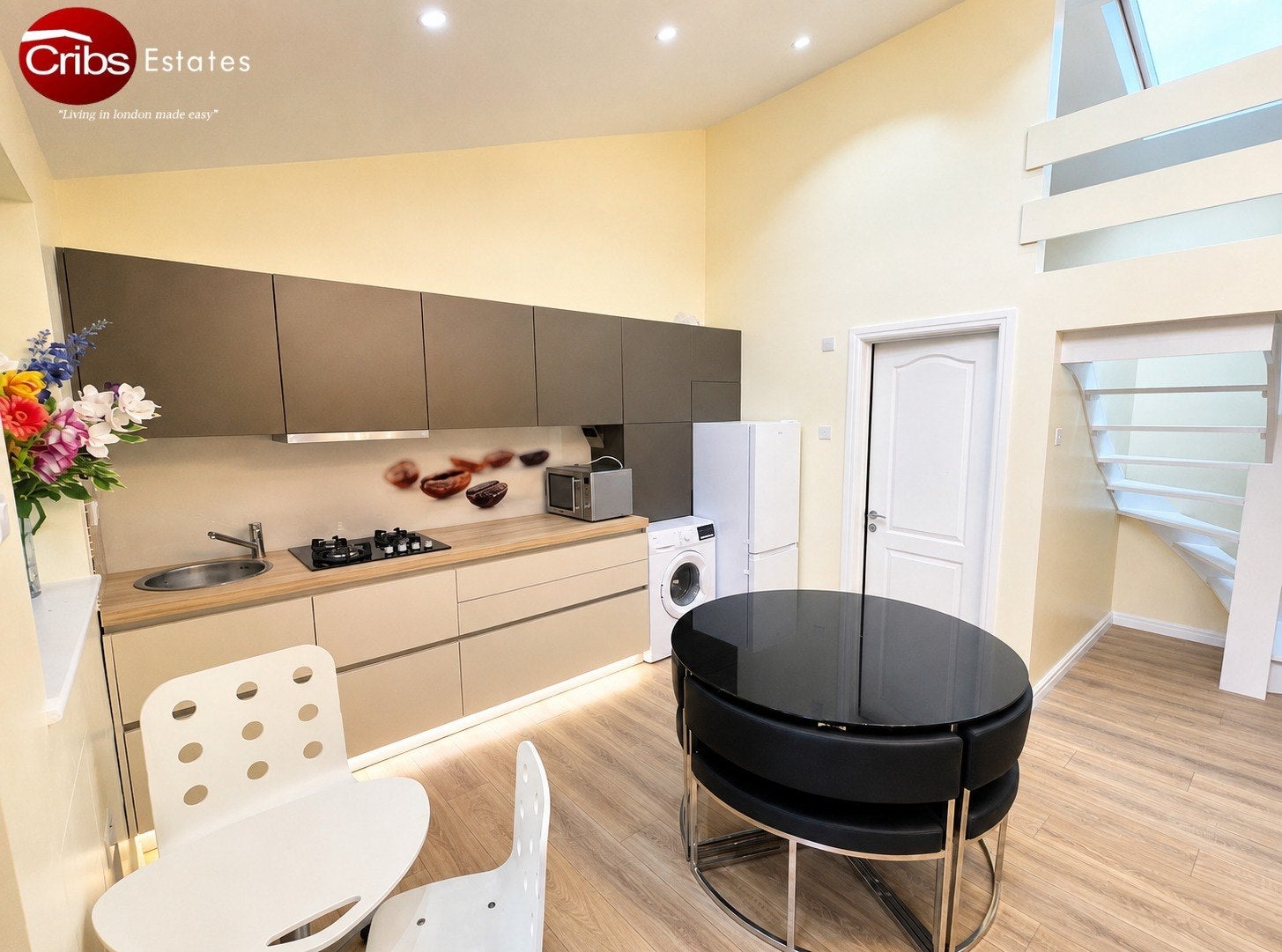Flat Woodmansterne Lane in London