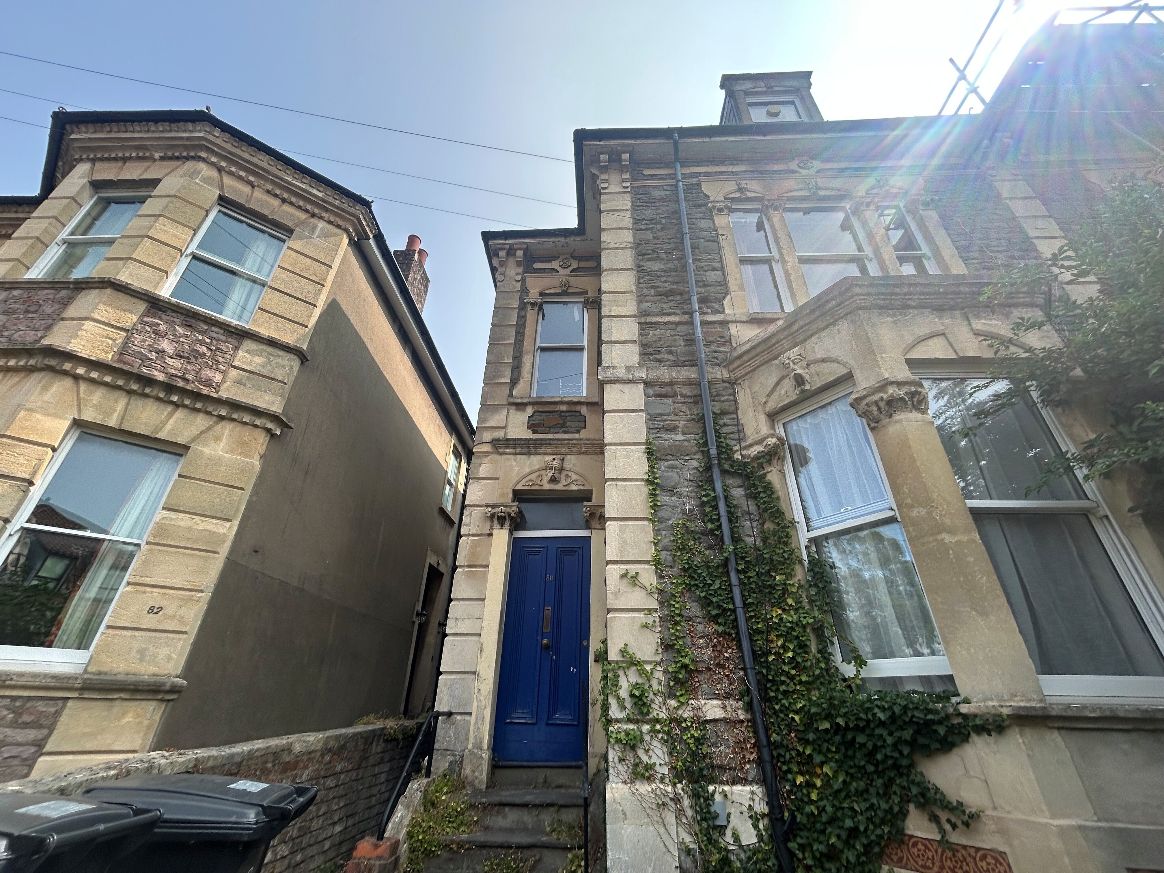 Flat Hampton Road in Bristol