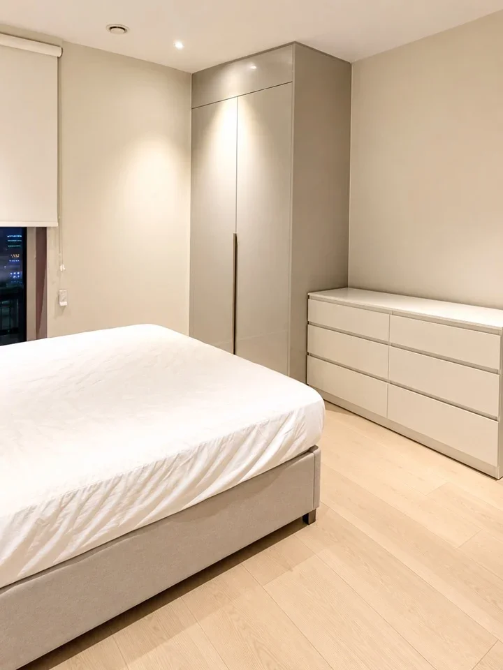 Flat Westfield Avenue in Greater London