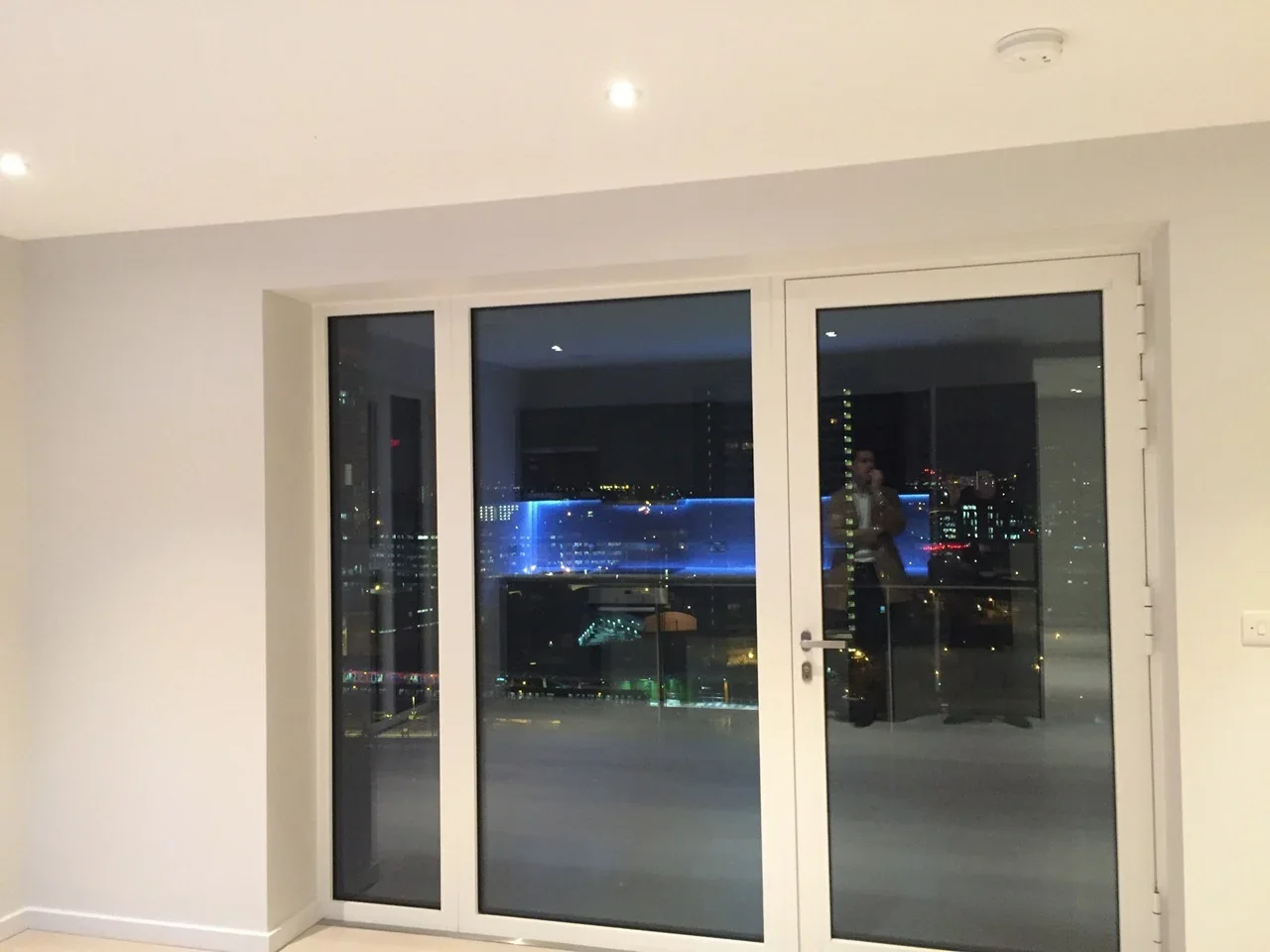 Flat Layard Street in Greater London