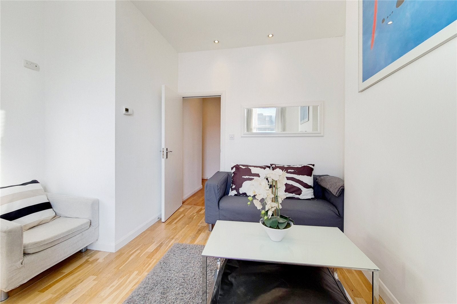 Flat Lower Richmond Road in Greater London