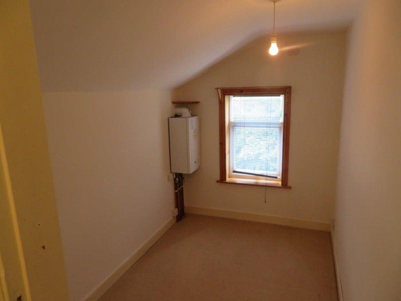House Huntly Grove in Peterborough