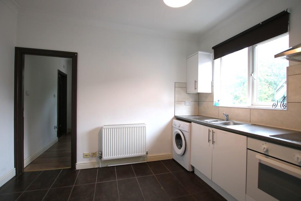 Flat Sidmouth Road in Greater London