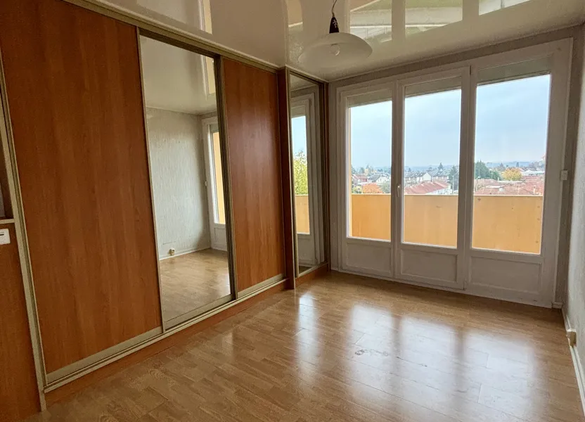 Flat Rue Gay Lussac in Chauny