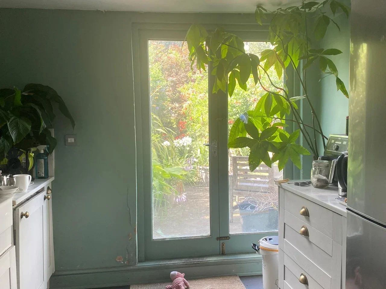 Room Delafield Road in Greater London