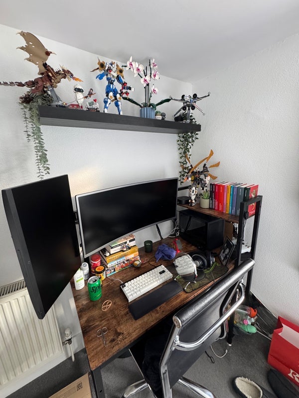 Room King's Road in Greater London