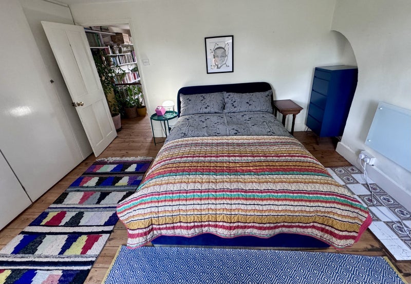 Room Coldharbour Lane in Greater London