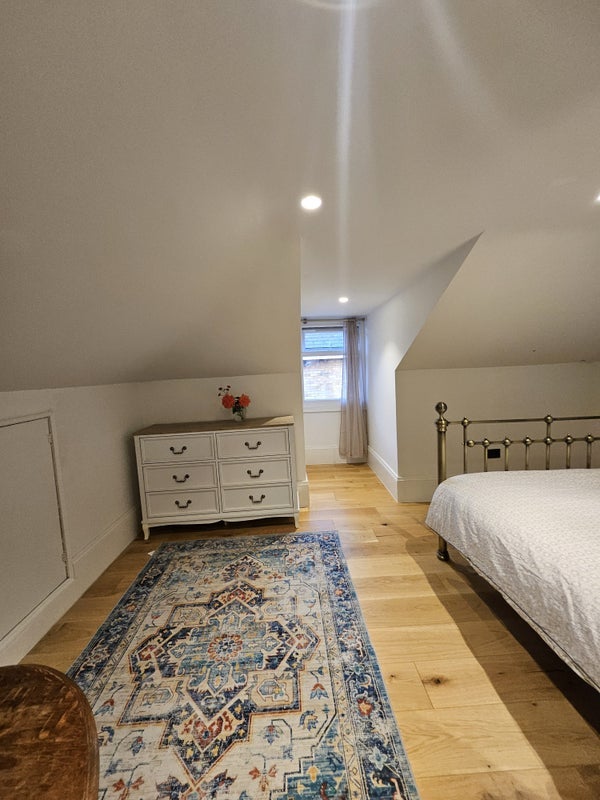 Room Highfield Hill in Greater London