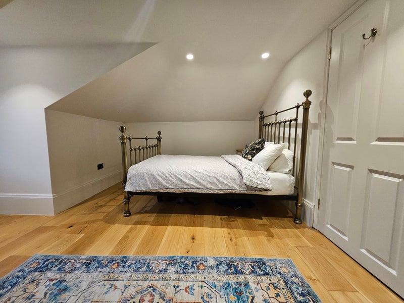 Room Highfield Hill in Greater London