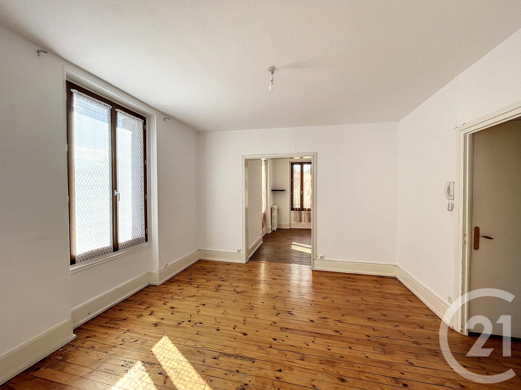 Flat Rue du Chalusset in Châtel-Guyon