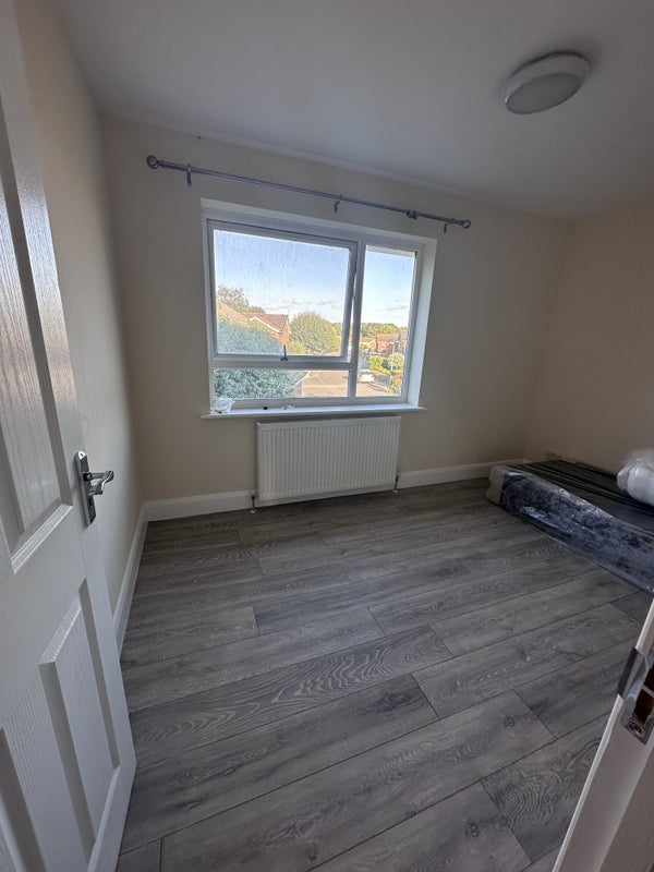 Room Rylstone Close in Maidenhead