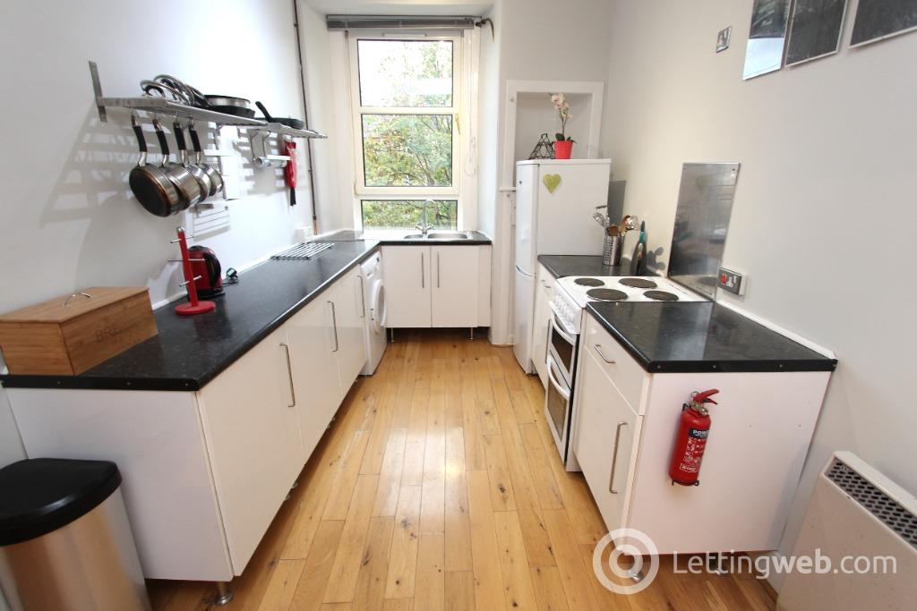Flat Willowbrae Road in City of Edinburgh