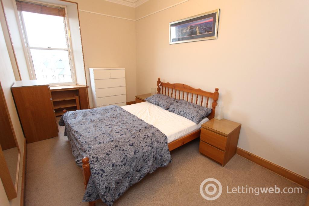 Flat Willowbrae Road in City of Edinburgh