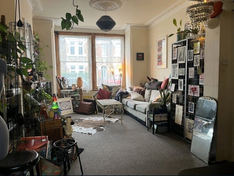 Room St Aidan's Road in Greater London