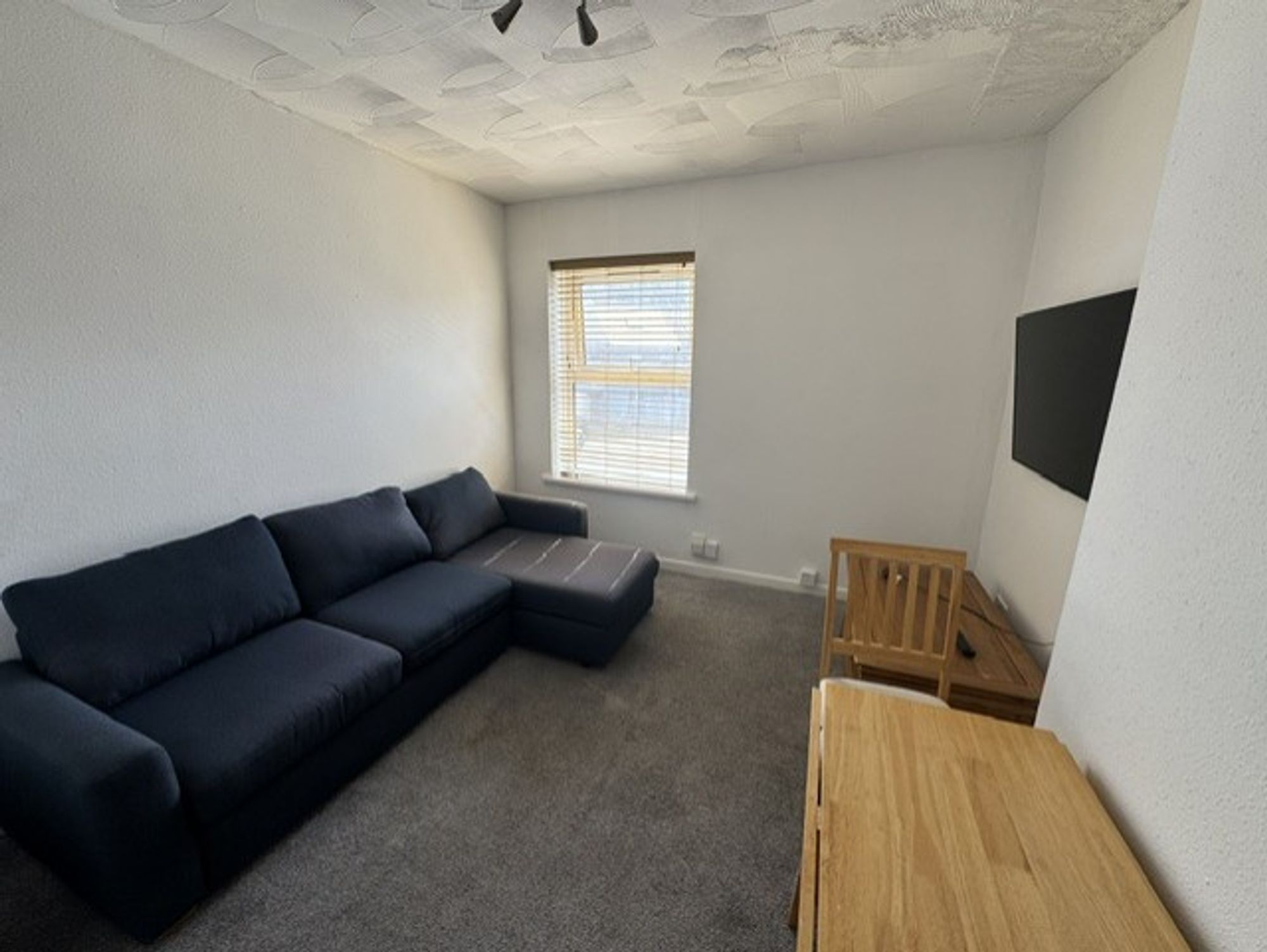 Flat Rhymney Terrace in Cardiff