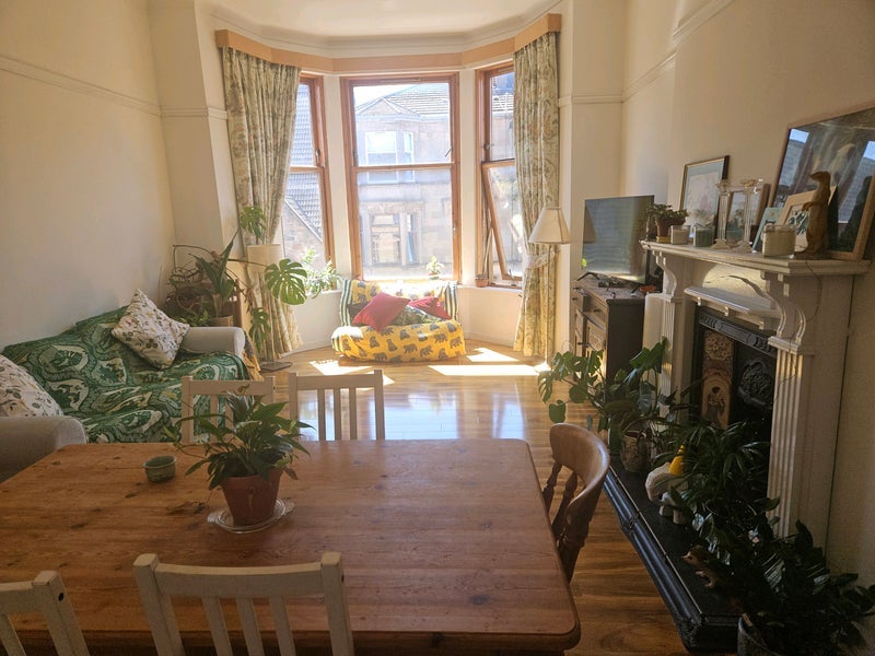 Room Roslea Drive in Glasgow