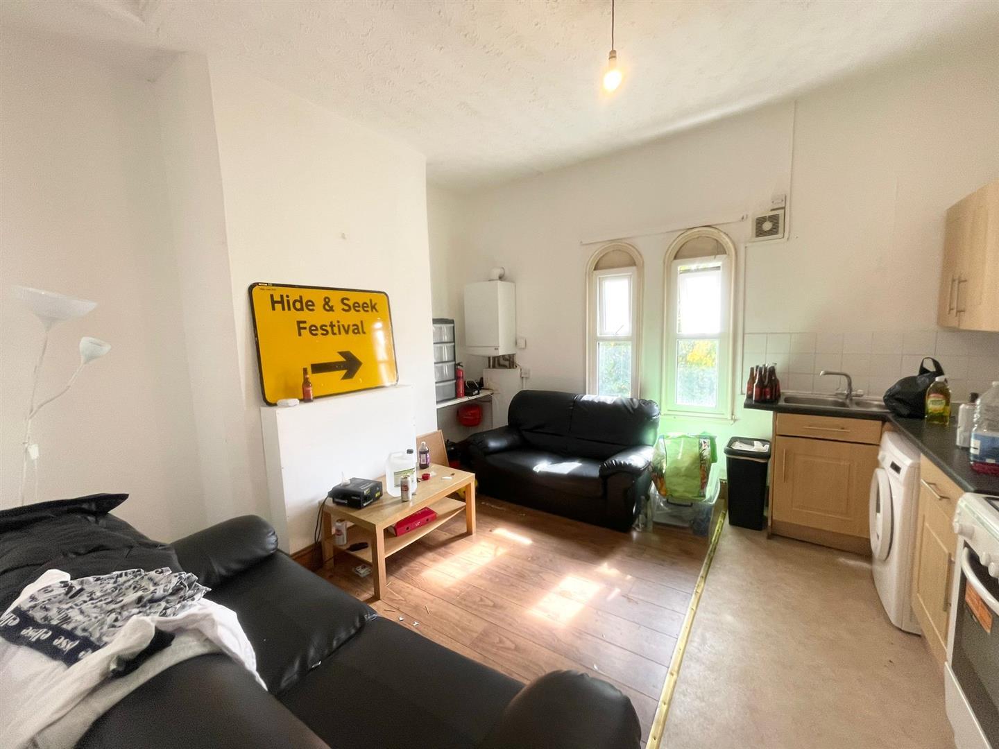 Room Annesley Grove in Nottingham