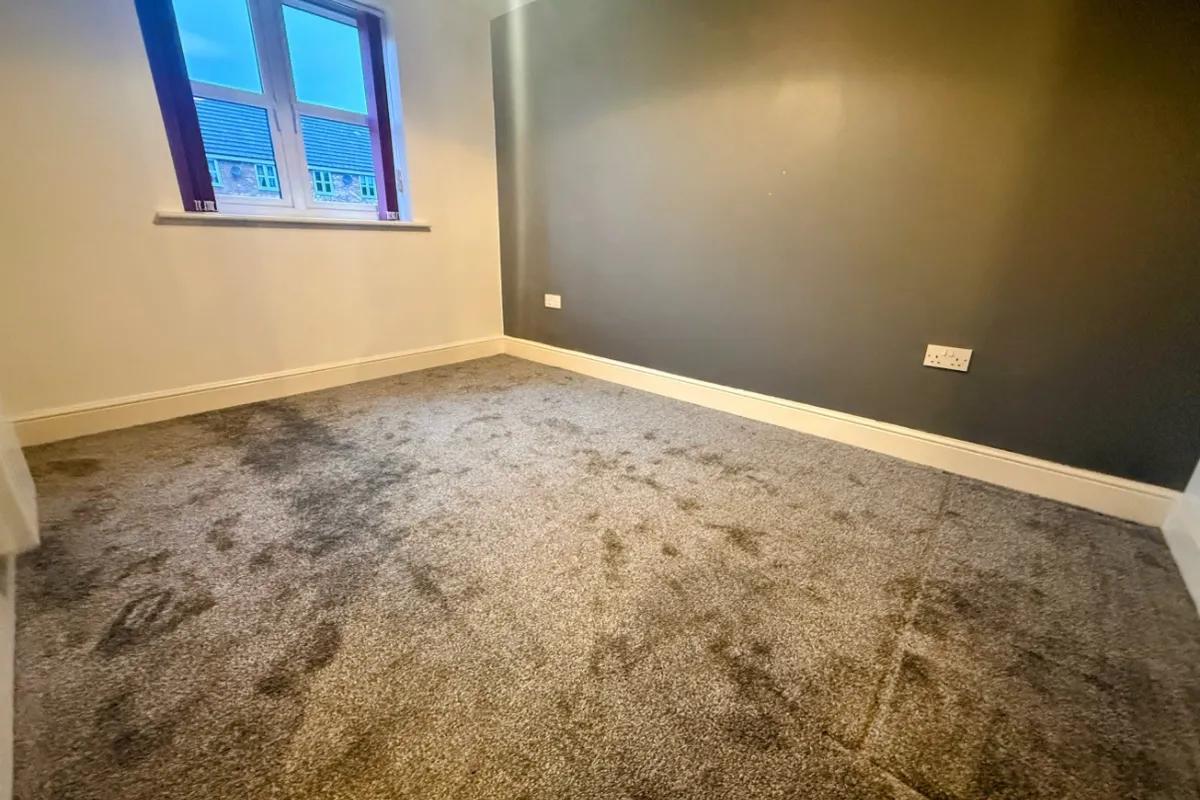 Flat Royal Troon Drive in Wakefield