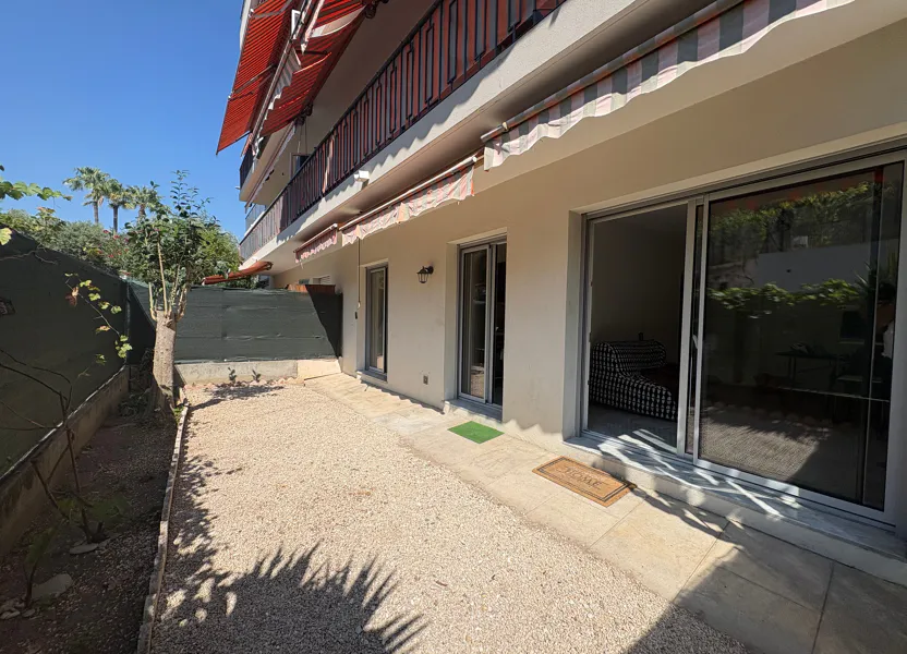 Appartement Avenue Saint-Exupéry à Cagnes-sur-Mer
