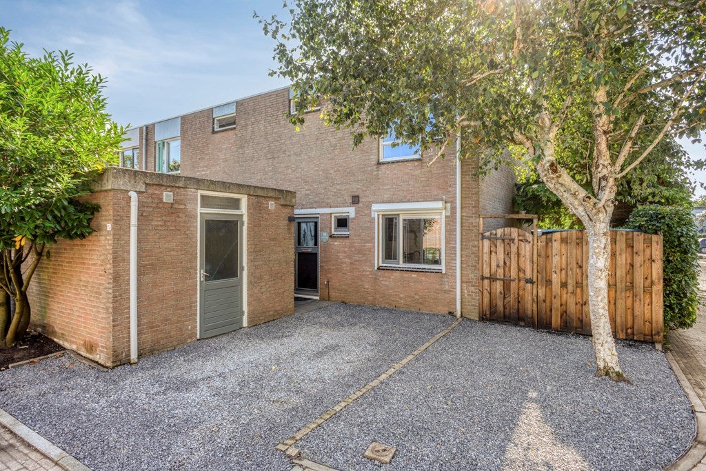 Wittezeestraat 70 in Lelystad