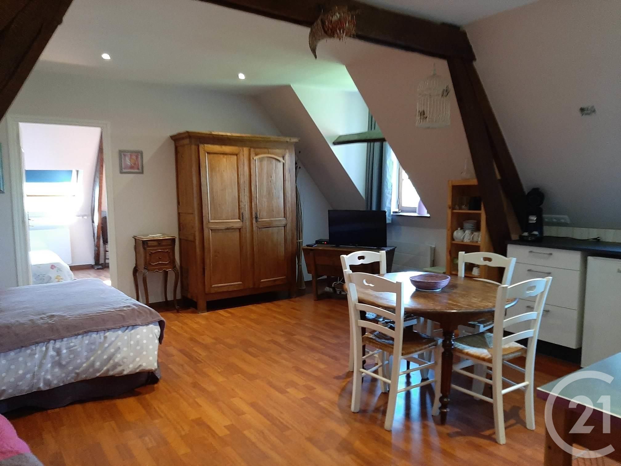 Appartement Rue de l'École à Bréxent-Énocq