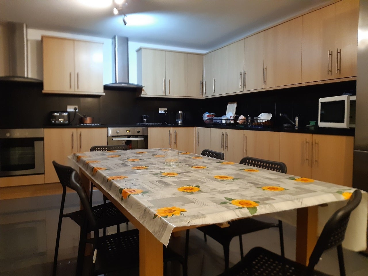 Room Winchelsea Road in Greater London