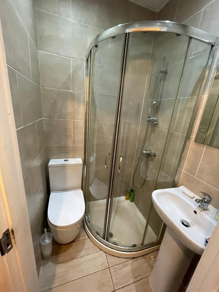 Room Winchelsea Road in Greater London