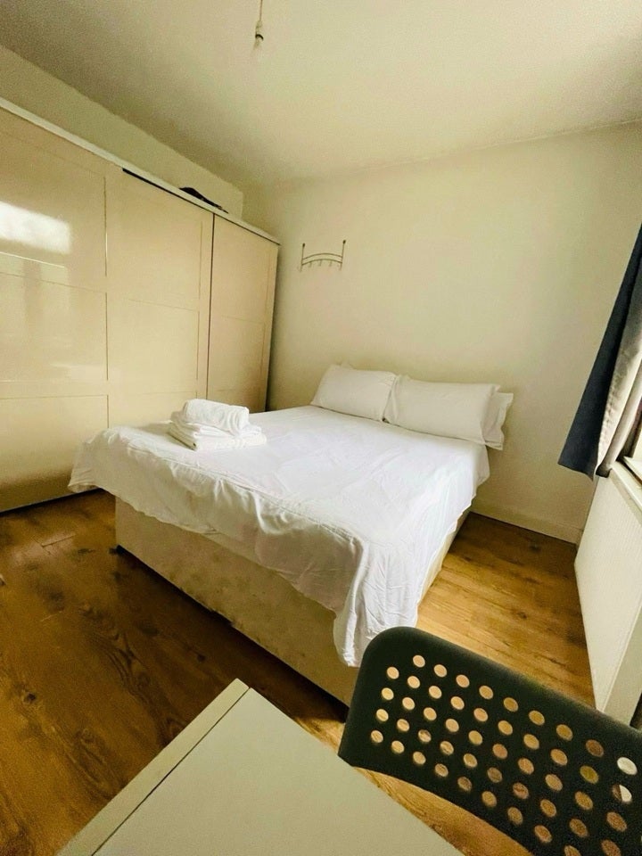 Room Winchelsea Road in Greater London
